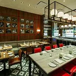City Club Hotel 